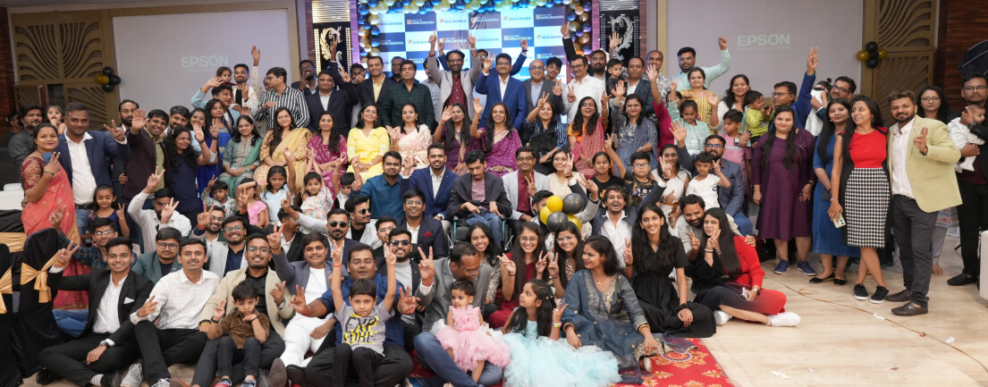 7 Great reasons to work with WeblineIndia